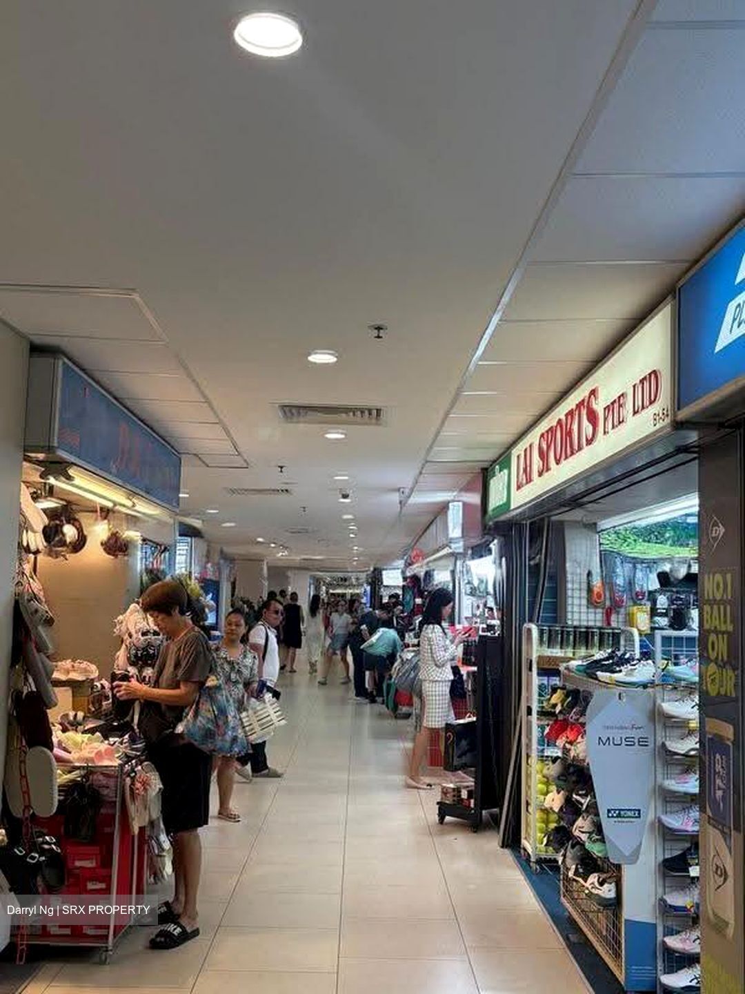 Lucky Plaza (D9), Shop House #630090241